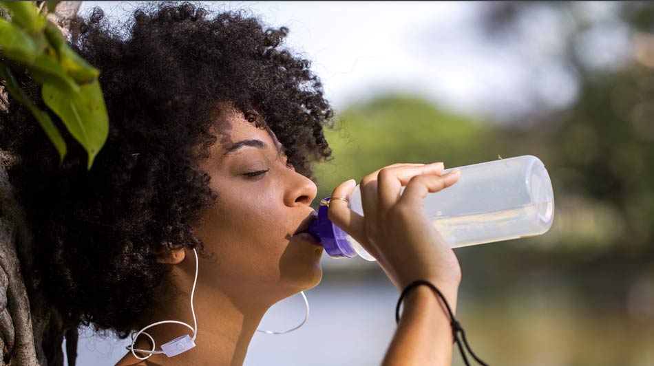 5 Steps to Stay Hydrated & Water Benefits on the Body